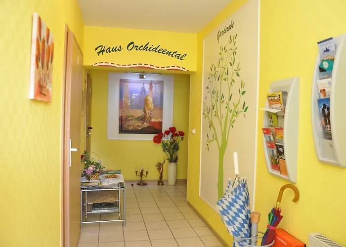 Haus Orchideental Hotell 3*